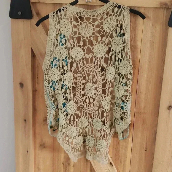 Rare vintage 70s Hippie Boho crochet vest - Picture 7 of 9